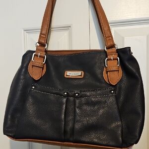 Alfred Dunner Black and Tan Shoulder Bag